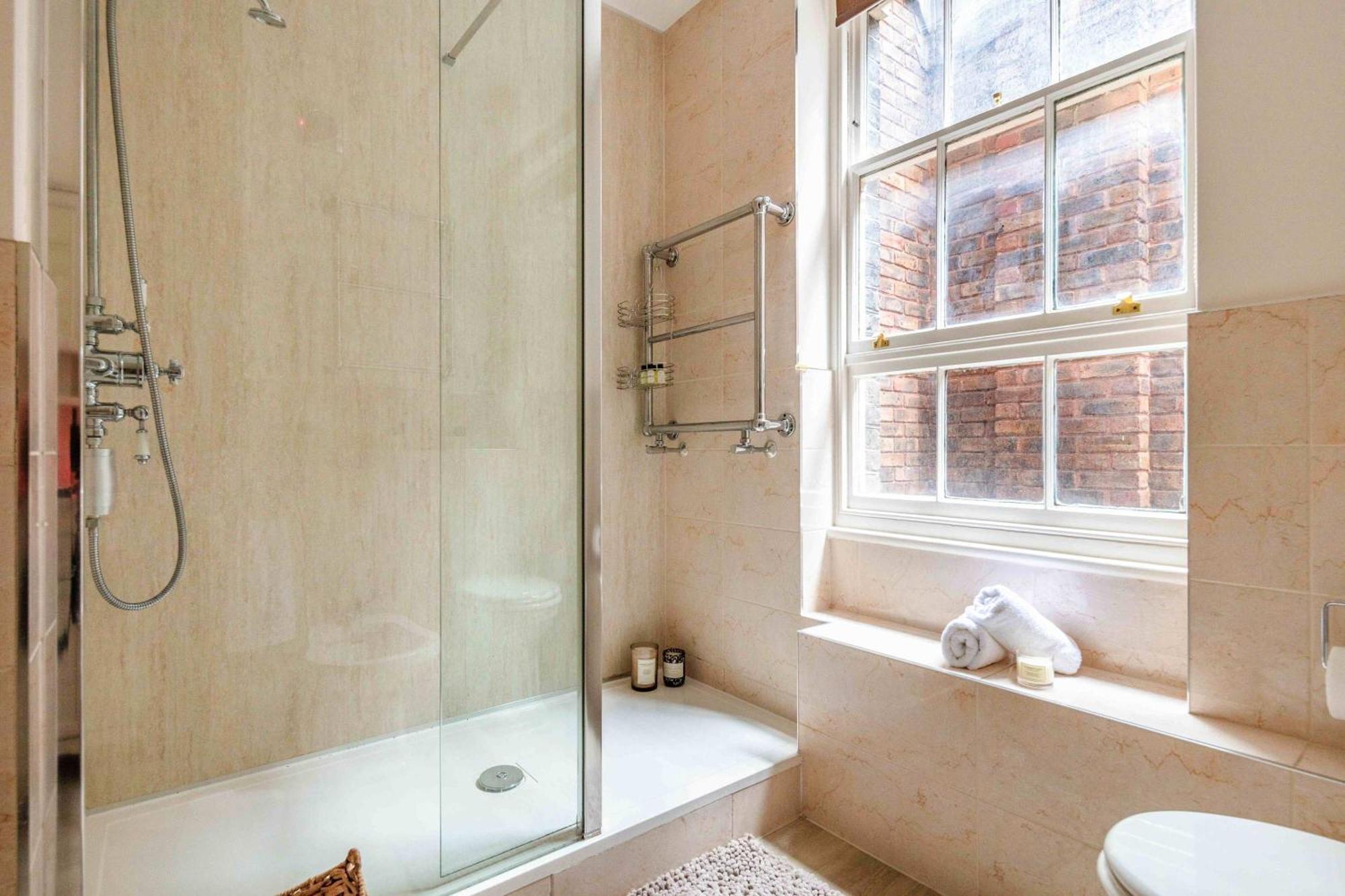 Bnbnova - Heart Of Mayfair - 3br - Bond St * London